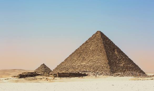 Pyramids Sunrise without the Crowd