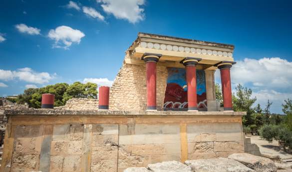 Visit Knossos and Heraklion