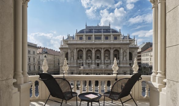 W Budapest