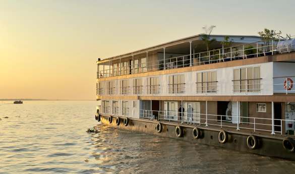 Assam Bengal Navigation: Historic Hooghly
