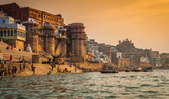 Explore the Ghats of Varanasi