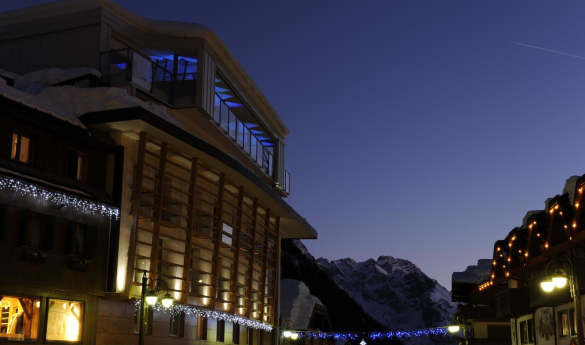 Majestic Mountain Charme