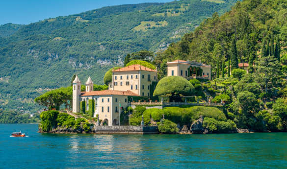 Private boat trip on Lake Como