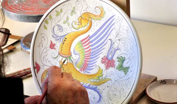 Umbrian pottery in Deruta