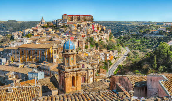 Walking tour of Ragusa
