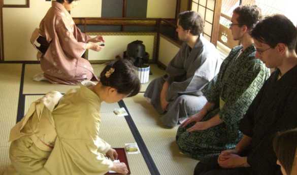 Private Tea Ceremony & Kimono in a Machiya