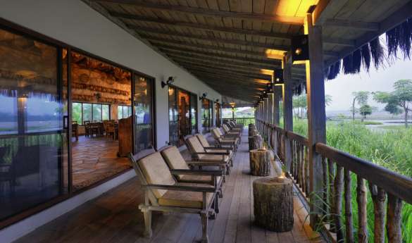 Barahi Jungle Lodge