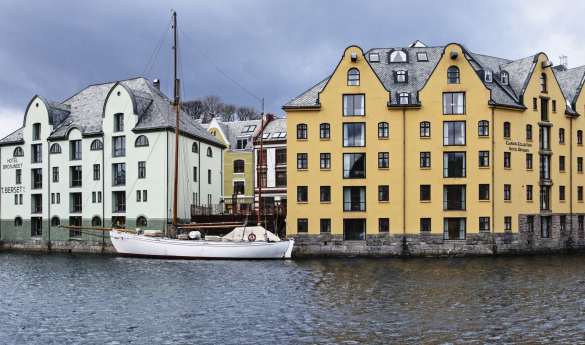 Hotel Brosundet