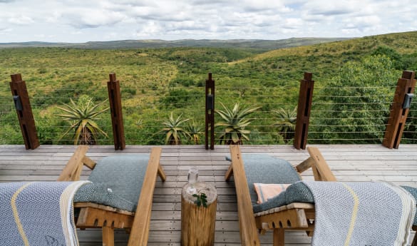 Rhino Ridge Safari Lodge