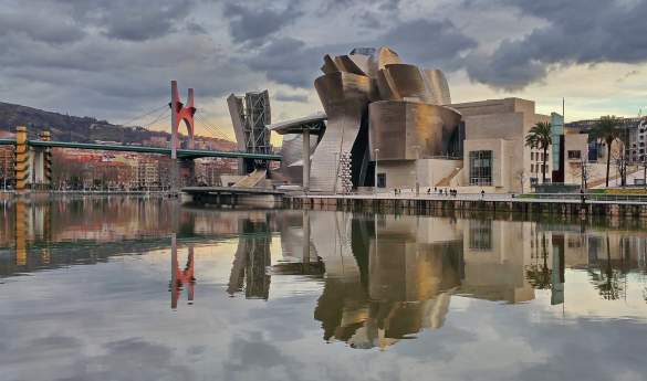 Tour of the Guggenheim with an expert art guide