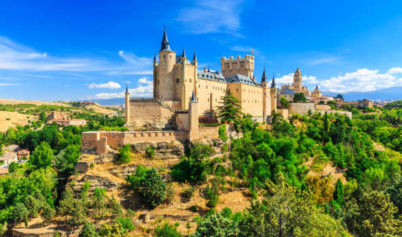 Visit Segovia and El Escorial