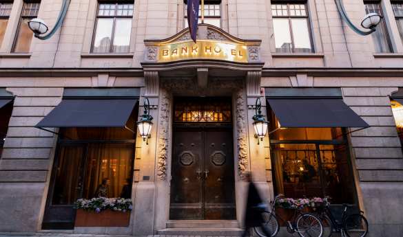 Bank Hotel