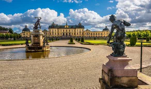 Drottningholm Palace Private Driving Tour
