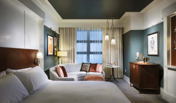 Perry Lane Hotel