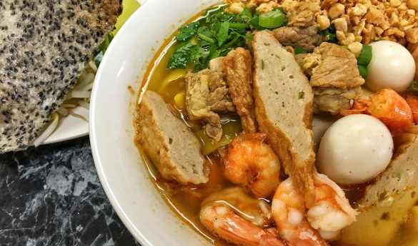 Four Seasons Nam Hai - Cooking Academy