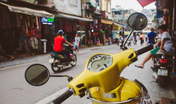Hanoi Evening Vespa Tour