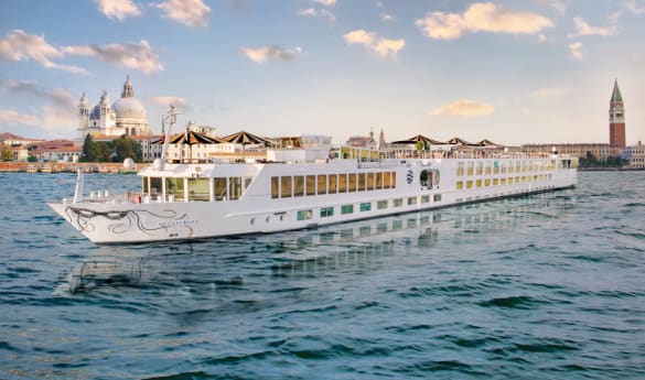 Uniworld S.S La Venezia