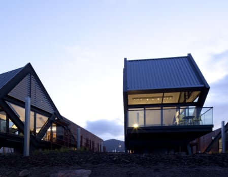 Mona Pavilions