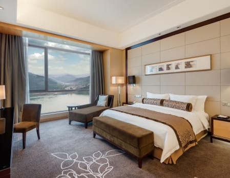 Crowne Plaza Yichang