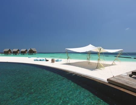 Constance Moofushi