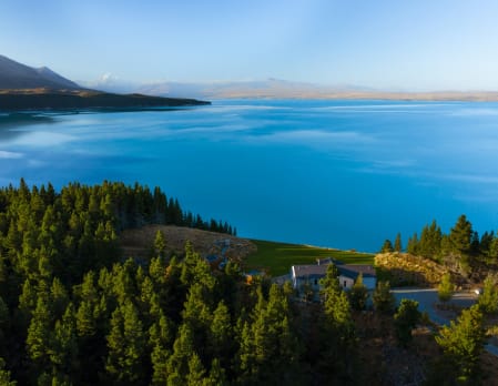 Mount Cook Lakeside Retreat