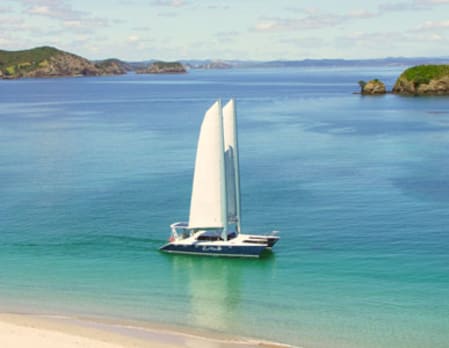 Sailing on Cool Change - Private Day Sailing Charter
