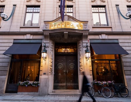 Bank Hotel