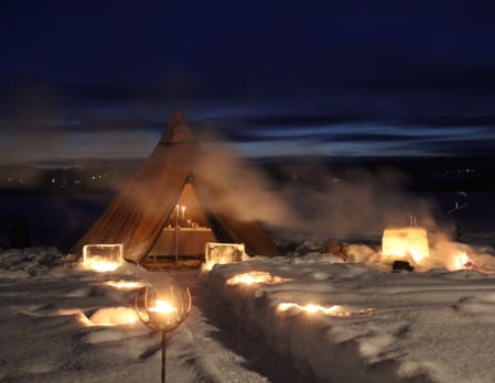 Ice dining at Treehotel