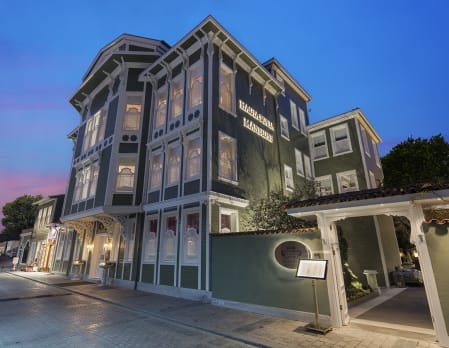 Hagia Sofia Mansions Istanbul, Curio Collection by Hilton