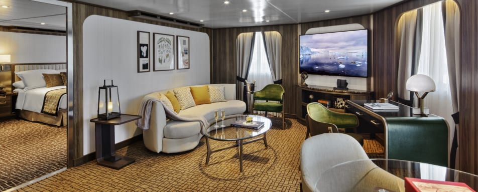 Signature Suite Living Room 