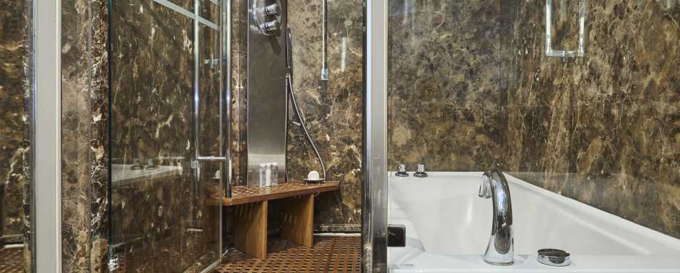 Marble bathrooms - Silver Cloud 