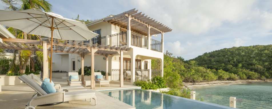 Rock Cottage Pool - Blue Waters 