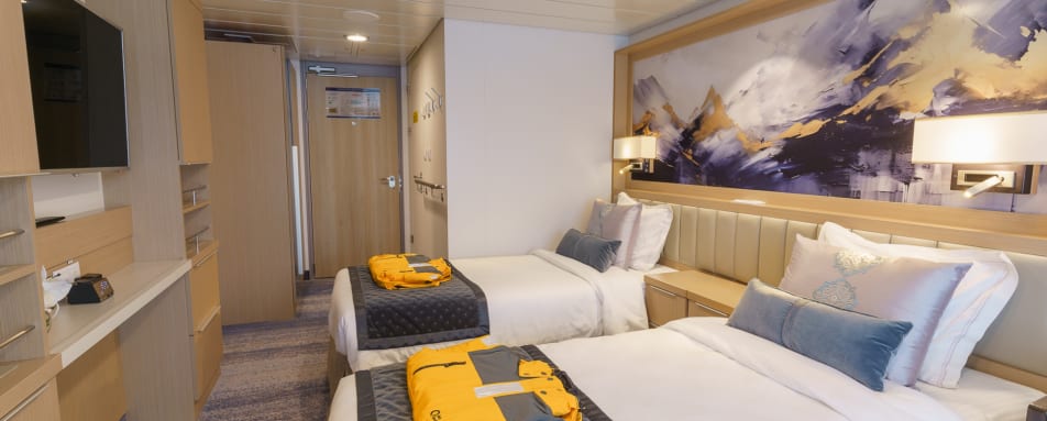 Veranda stateroom twin 