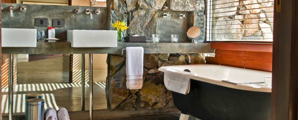 Bathroom - Cavas Wine Lodge