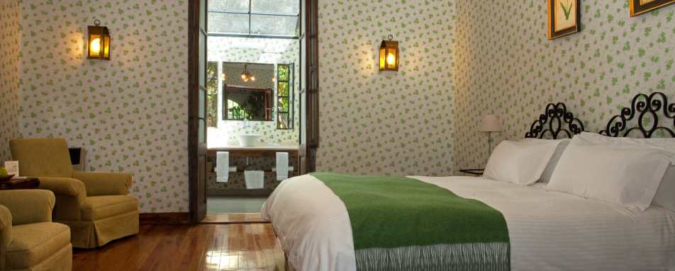 Old House guestroom - Finca Adalgisa