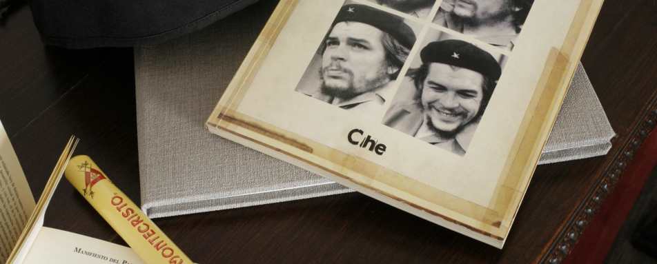 El Idealista Room Artifacts - Legado Mitico