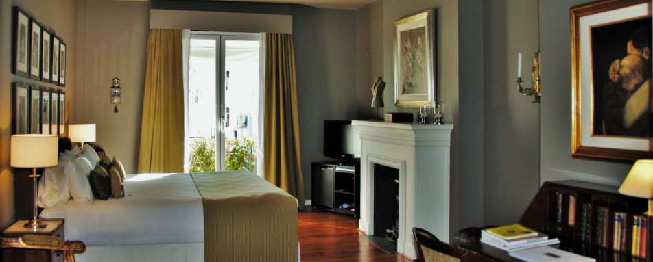 Room - La Primera Dama 