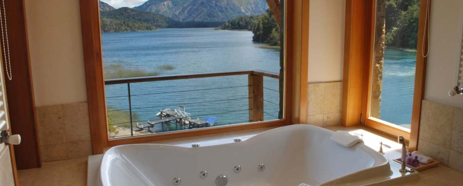 Bathroom view - Llao Llao Hotel and Resort 