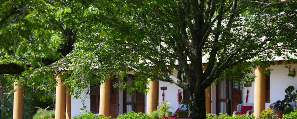 Hacienda style lodge - Puerto Valle