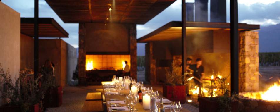 Al fresco dining - The Vines Resort & Spa