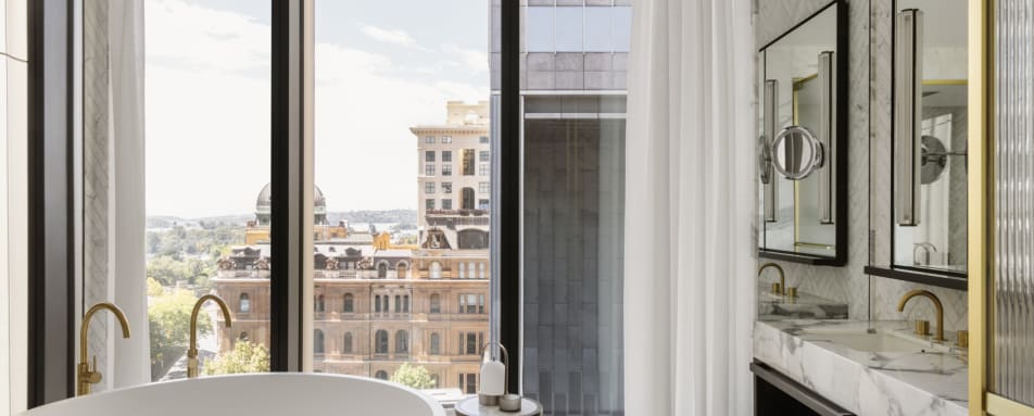 Capella Suite Bathroom 