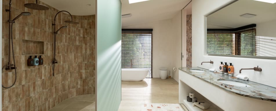 Chalets of Blackheath Bathroom 