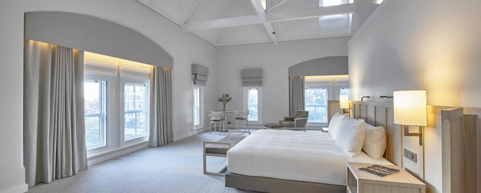 Studio Suite  - COMO The Treasury