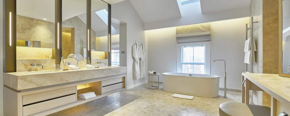 Treasury Room bathroom  - COMO The Treasury 