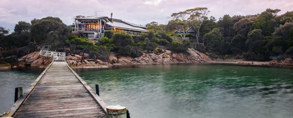 Lodge and Jetty - Freycinet Lodge 