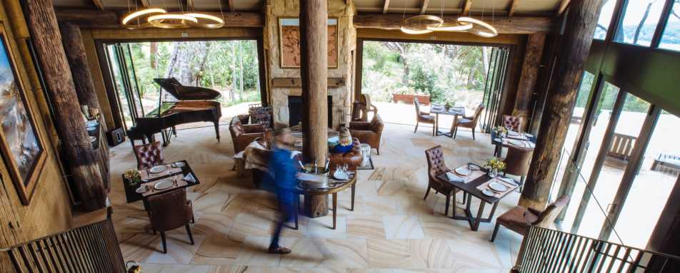 Main dining room - Pretty Beach House