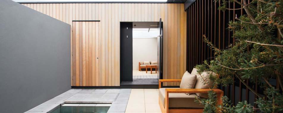 Premium Courtyard - Saffire