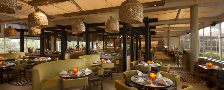 Ilkari Restaurant - Sails in the Desert 