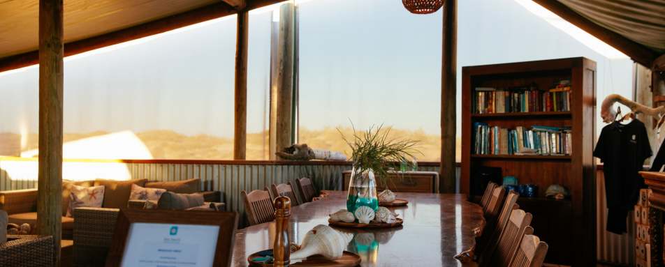 Breakfast Table - Sal Salis 