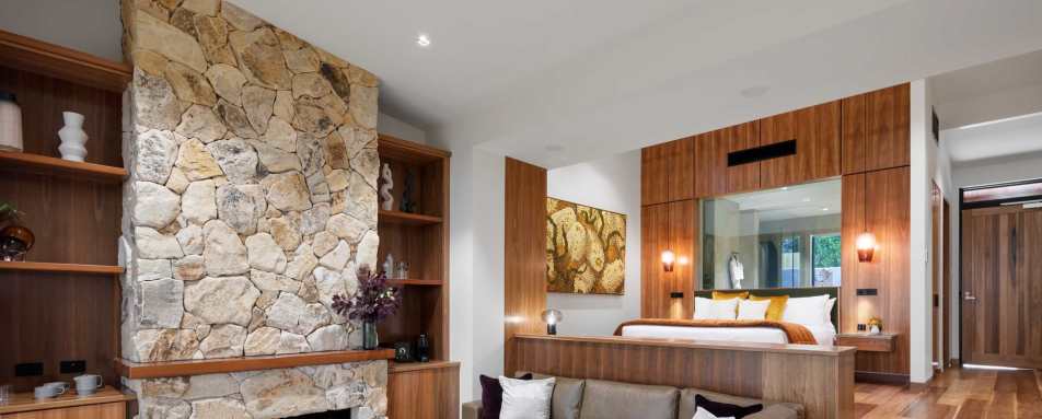 Bedroom Lounge - Sequoia Lodge 